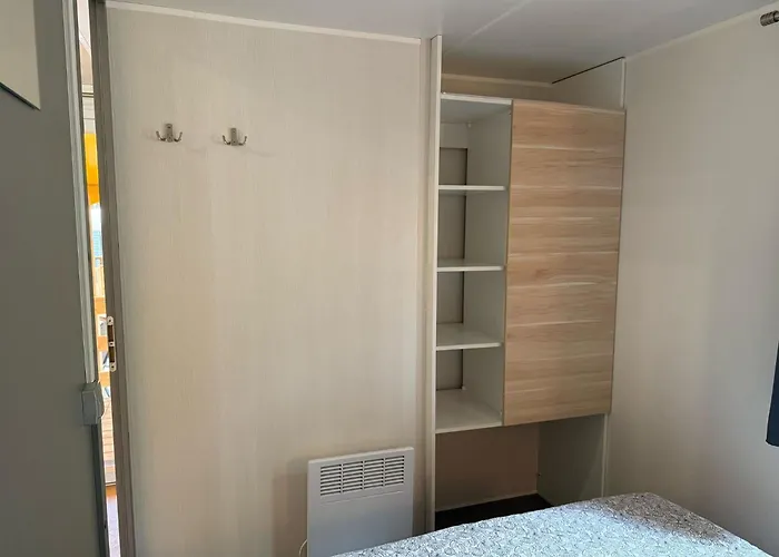 Harbers Zonvakanties Chalets Met Airco Camping Lei Suves Roquebrune Sur Argens