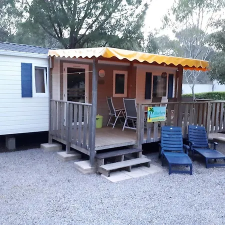 Harbers Zonvakanties Chalets Met Airco Camping Lei Suves Roquebrune Sur Argens Exterior photo