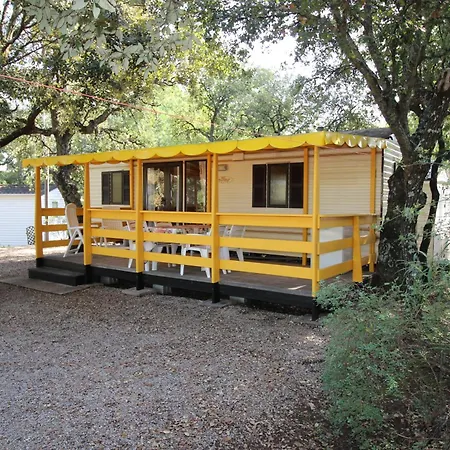 Harbers Zonvakanties Chalets Met Airco Camping Lei Suves Roquebrune Sur Argens Exterior photo