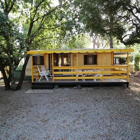 Harbers Zonvakanties Chalets Met Airco Camping Lei Suves Roquebrune Sur Argens Exterior photo