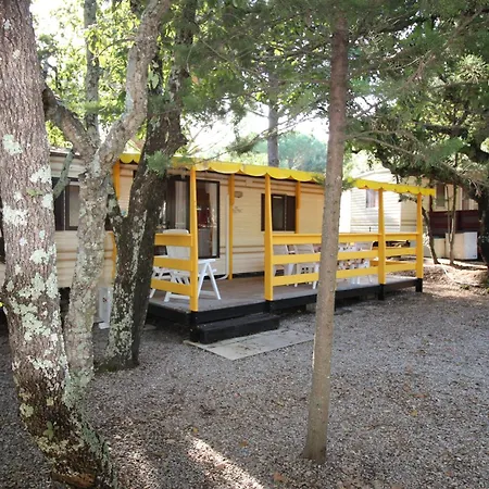 Harbers Zonvakanties Chalets Met Airco Camping Lei Suves Roquebrune Sur Argens Exterior photo