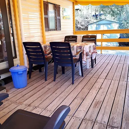 Harbers Zonvakanties Chalets Met Airco Camping Lei Suves Roquebrune Sur Argens Exterior photo