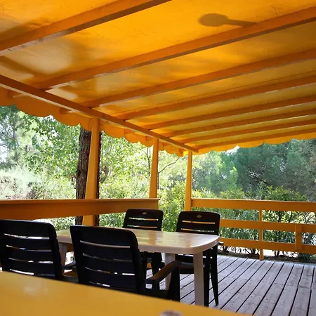 Harbers Zonvakanties Chalets Met Airco Camping Lei Suves Roquebrune Sur Argens Exterior photo
